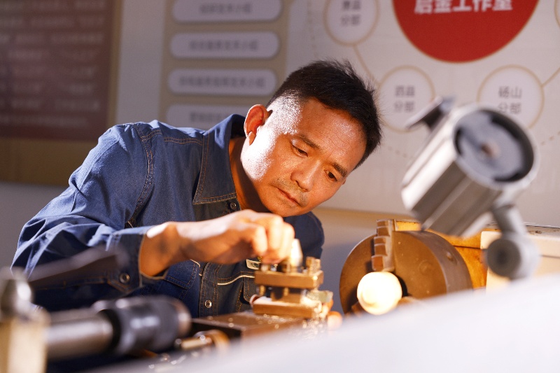 最美奋斗者|廖志斌:输电运维“特种兵”