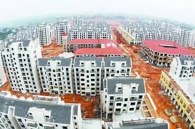 莫斯科人均绿地面积_人均住房保障面积(2)