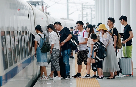 暑期運輸啟動 長三角逾1.3億旅客將選乘鐵路出行