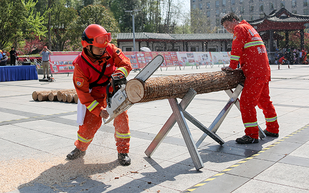 安徽省举办全省应急行业职业技能大赛暨第一届森林防灭火技能竞赛